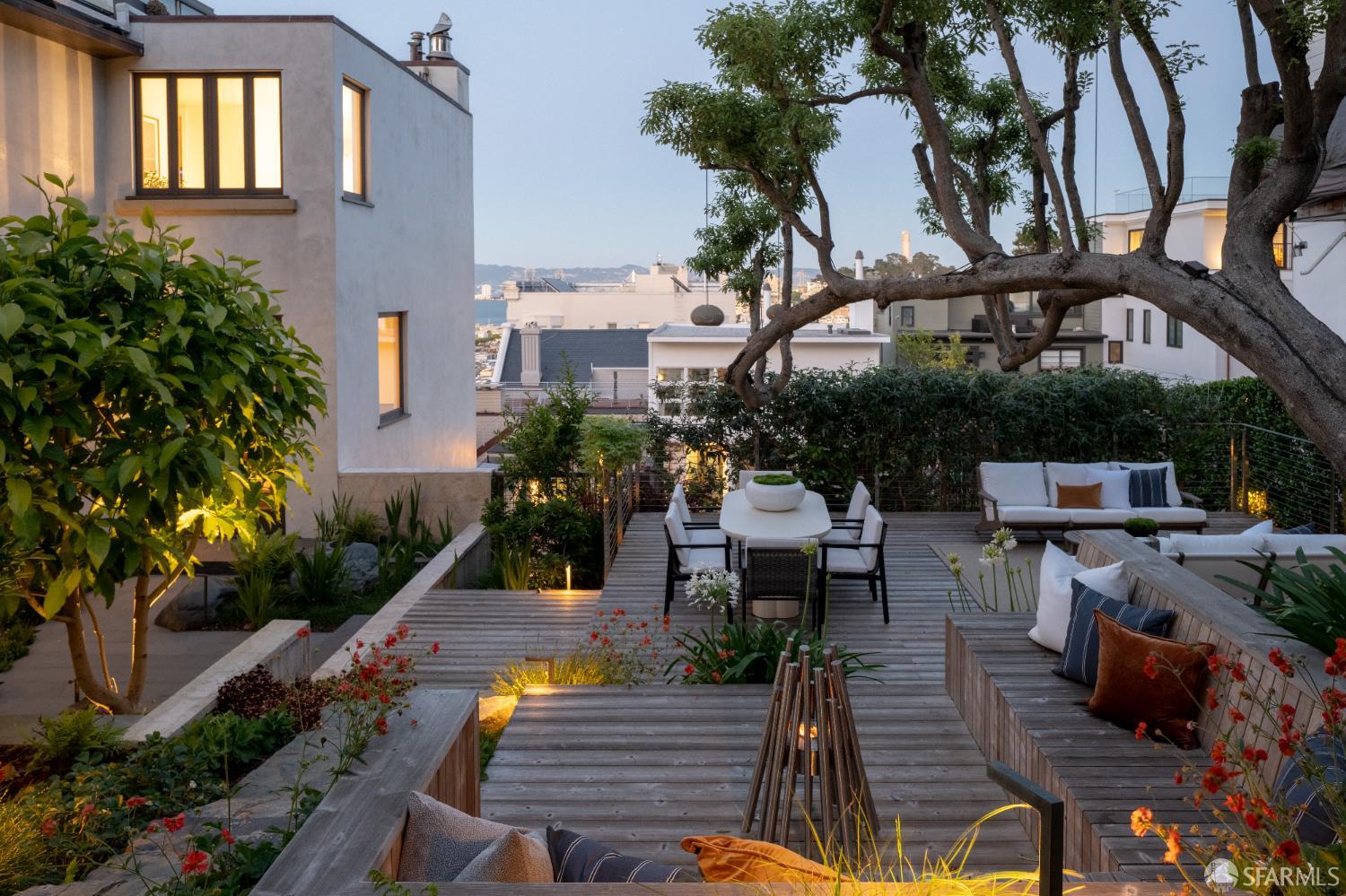 Detail Gallery Image 11 of 43 For 65 Montclair Ter, San Francisco,  CA 94109 - 4 Beds | 4/1 Baths