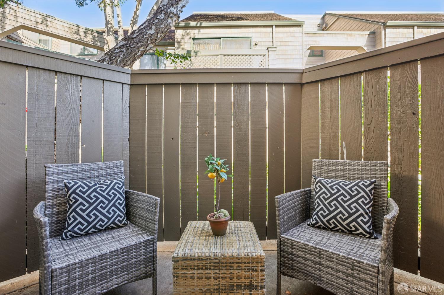 Detail Gallery Image 28 of 62 For 53 Cove Ln, Redwood City,  CA 94065 - 1 Beds | 1 Baths