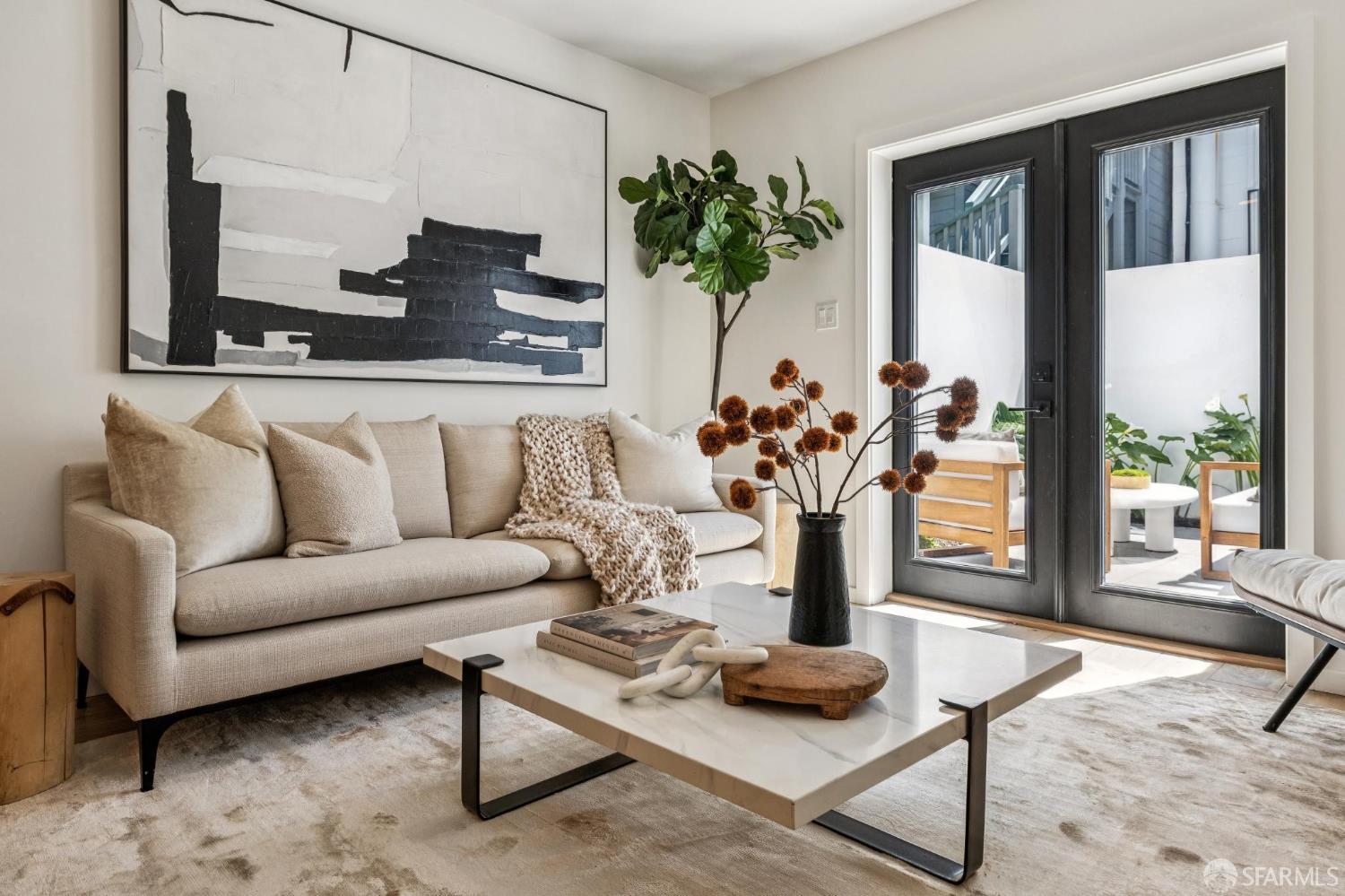 Detail Gallery Image 82 of 95 For 39 Dolores Ter, San Francisco,  CA 94110 - 4 Beds | 3/1 Baths