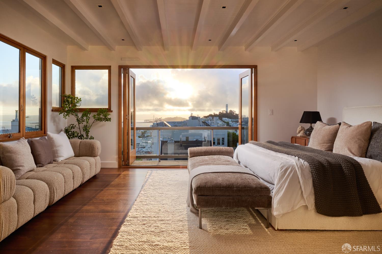 Detail Gallery Image 22 of 43 For 65 Montclair Ter, San Francisco,  CA 94109 - 4 Beds | 4/1 Baths