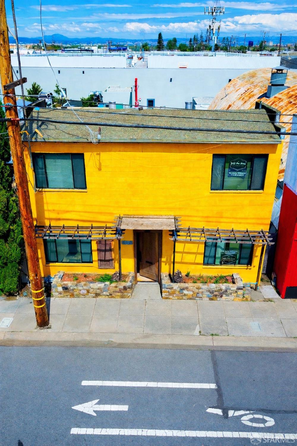 Detail Gallery Image 4 of 9 For 1523 Old County Rd, San Carlos,  CA 94070 - – Beds | – Baths