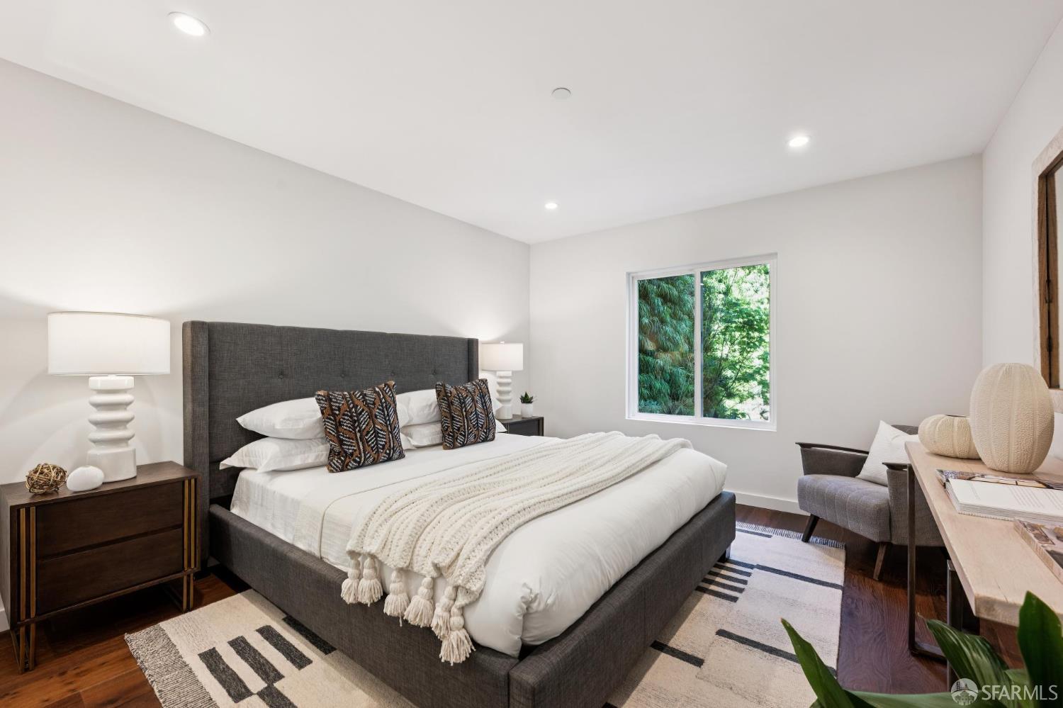 482-484 Belvedere, San Francisco, CA, 94117