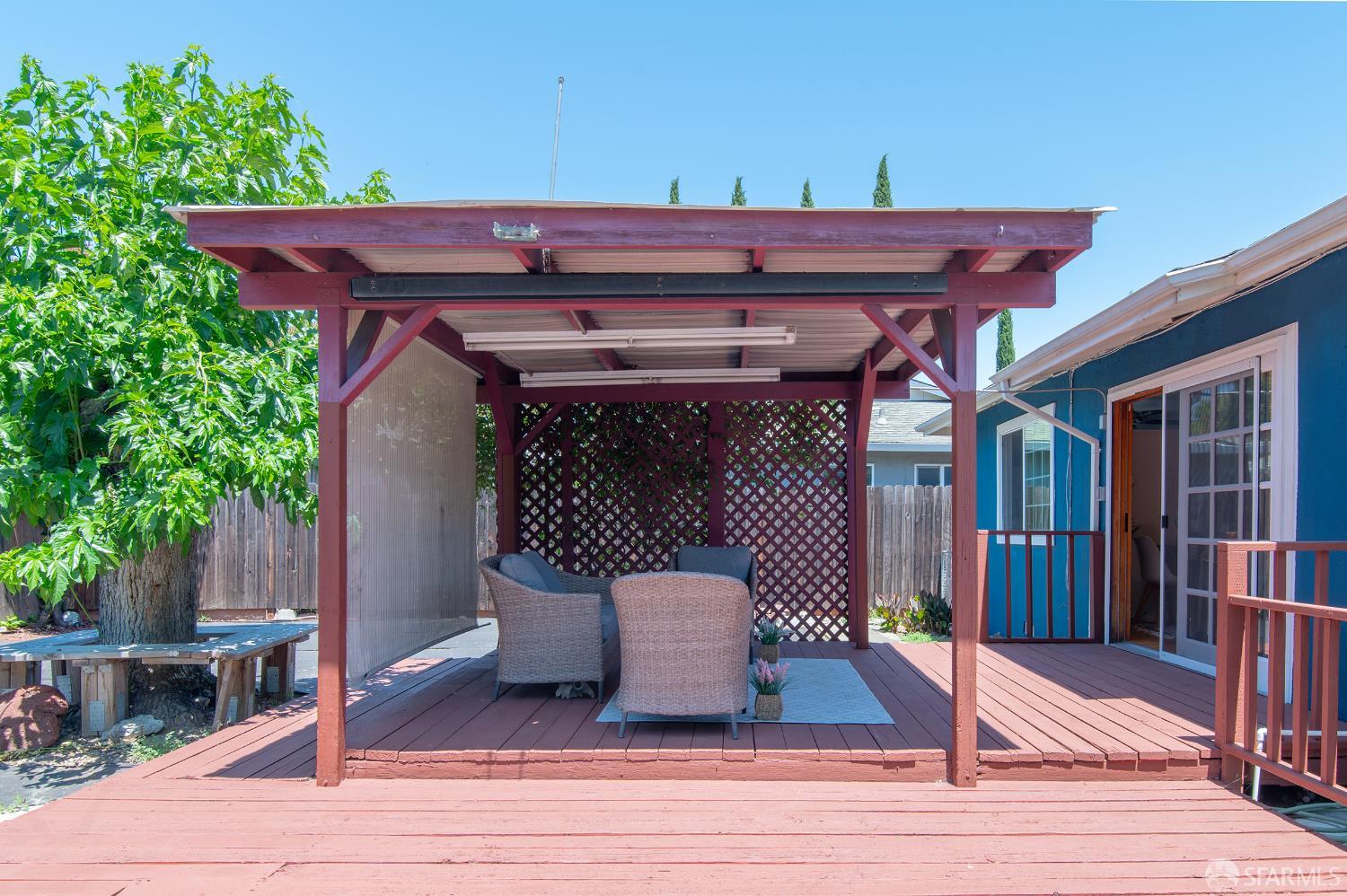 Detail Gallery Image 25 of 28 For 3453 Thunderbird Dr, Concord,  CA 94520 - 3 Beds | 2 Baths