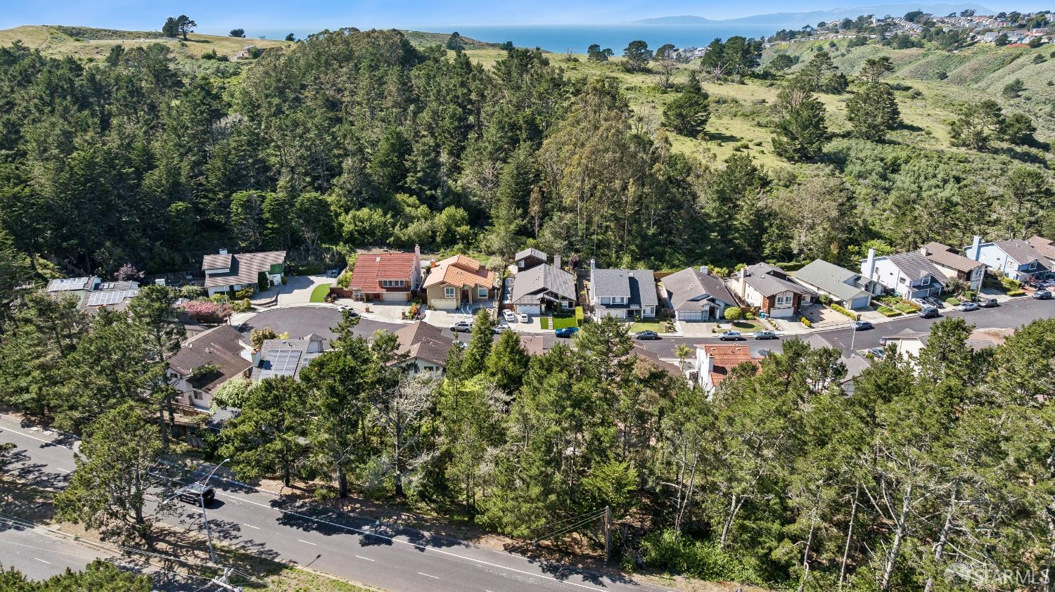 Detail Gallery Image 45 of 46 For 1940 Spyglass Dr, San Bruno,  CA 94066 - 4 Beds | 2/1 Baths