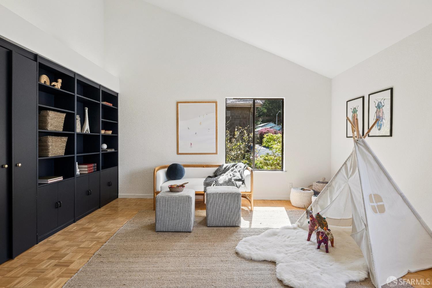 Detail Gallery Image 30 of 46 For 1940 Spyglass Dr, San Bruno,  CA 94066 - 4 Beds | 2/1 Baths