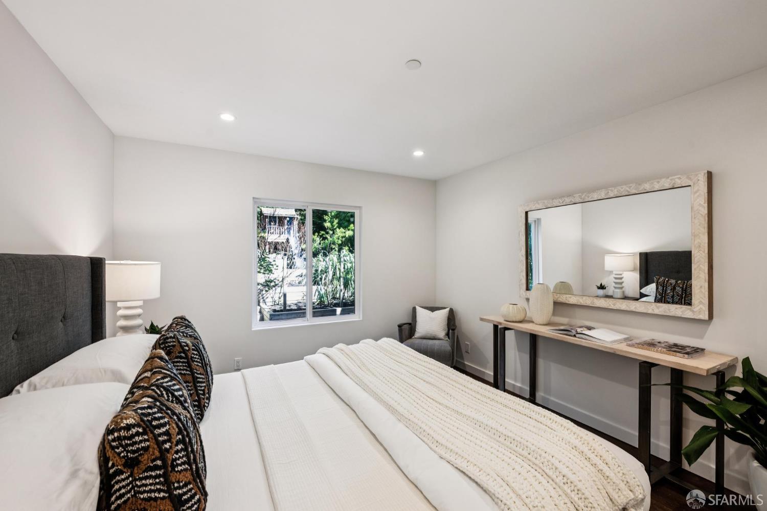 482-484 Belvedere, San Francisco, CA, 94117