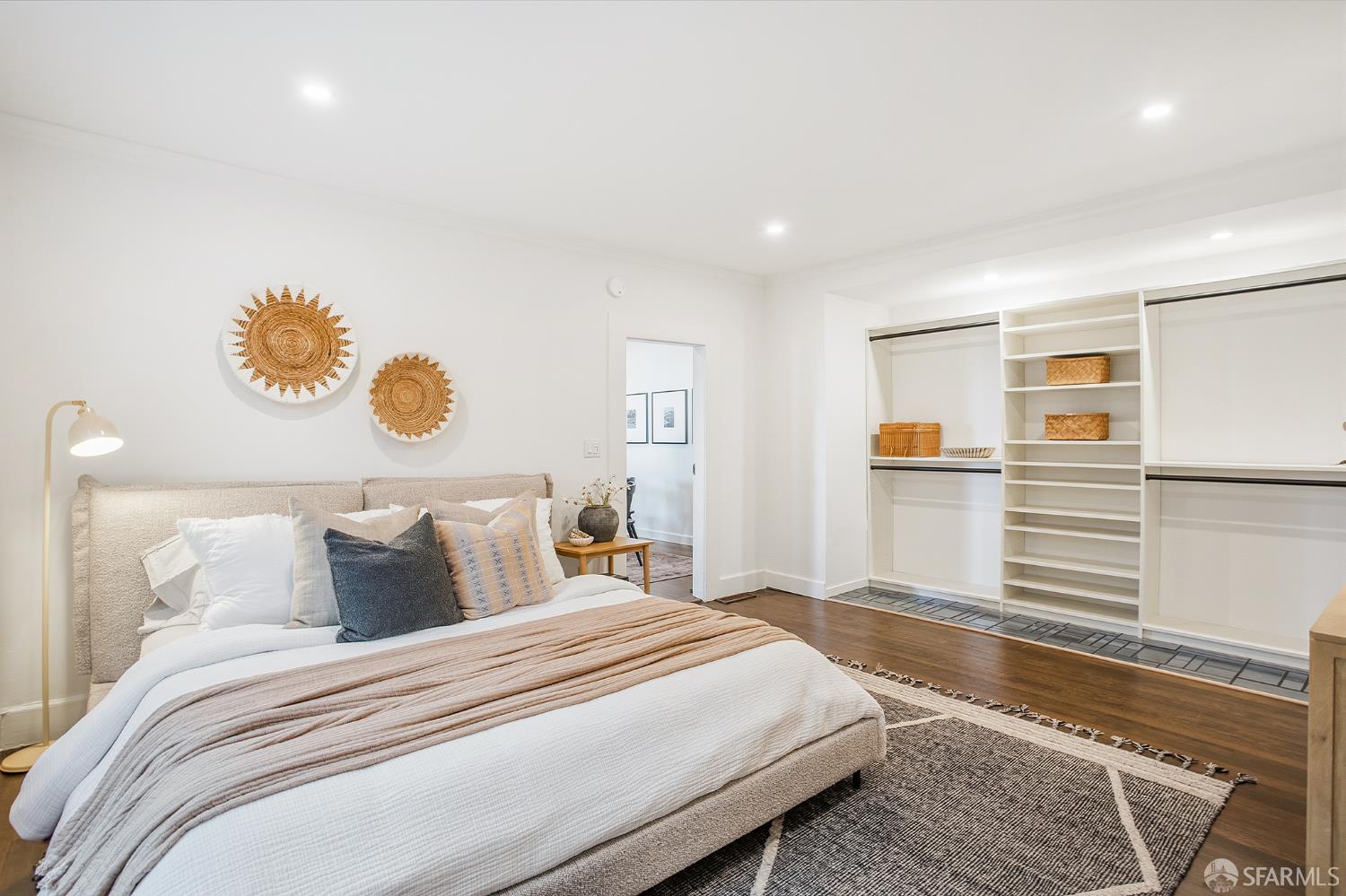 Photo #8: 426110965 Listing: Photo #8