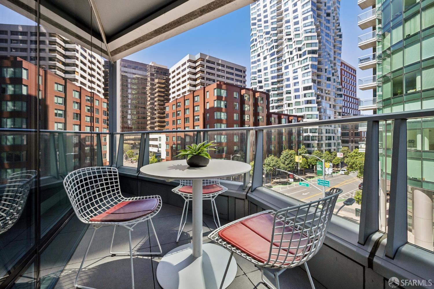 Photo #25: 426122687 Listing: Photo #25