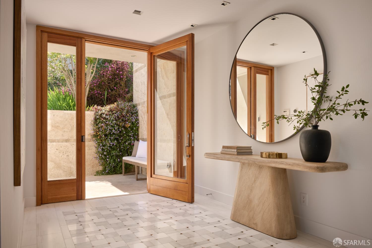 Detail Gallery Image 2 of 43 For 65 Montclair Ter, San Francisco,  CA 94109 - 4 Beds | 4/1 Baths