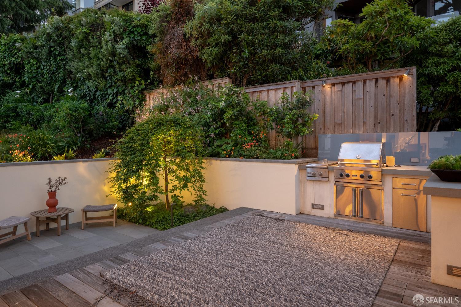 Detail Gallery Image 13 of 43 For 65 Montclair Ter, San Francisco,  CA 94109 - 4 Beds | 4/1 Baths