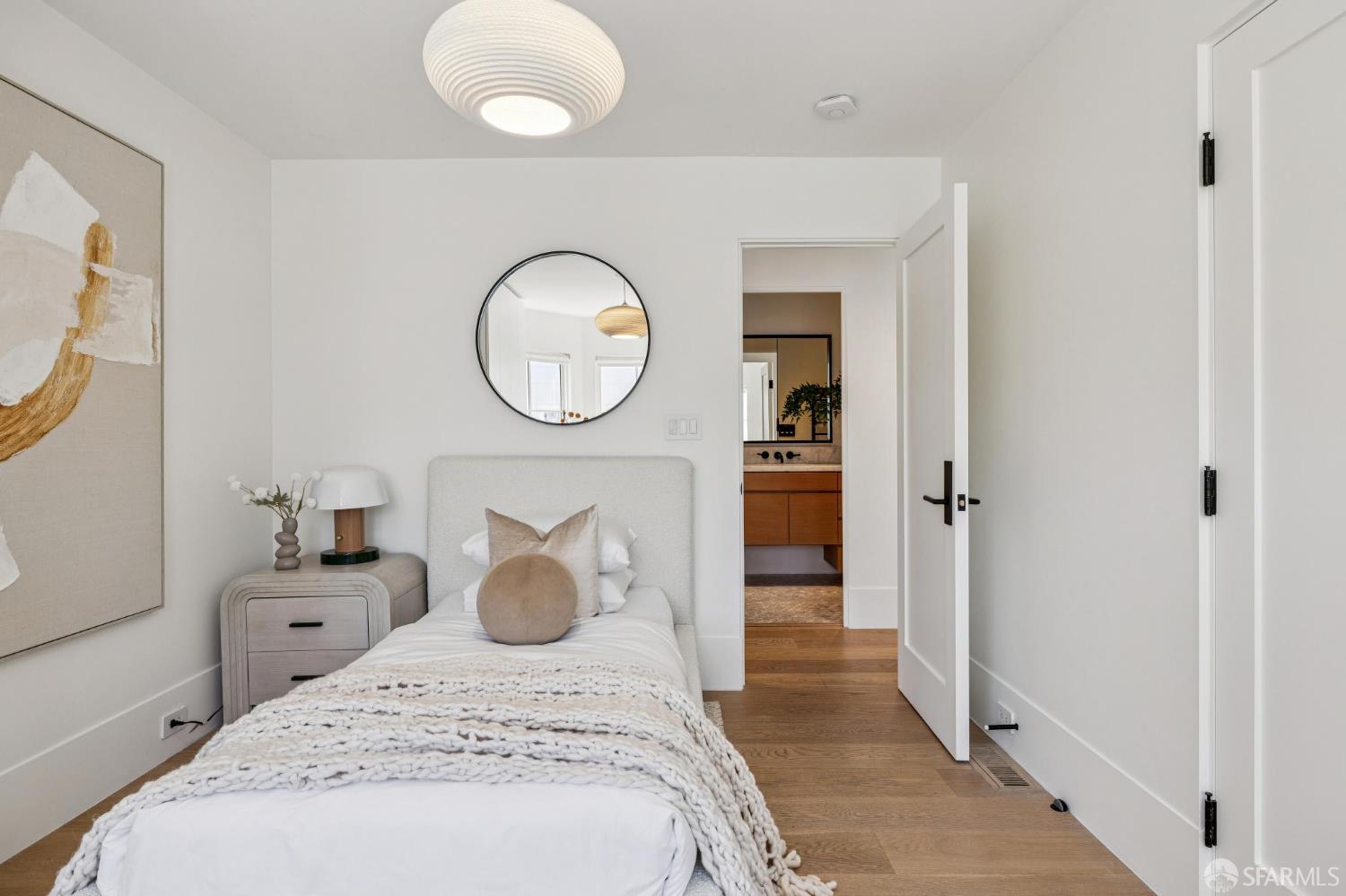 Detail Gallery Image 52 of 95 For 39 Dolores Ter, San Francisco,  CA 94110 - 4 Beds | 3/1 Baths