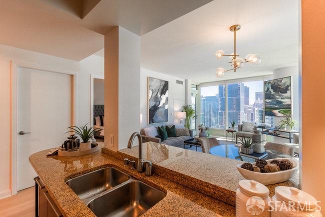 Photo #22: 426122657 Listing: Photo #22