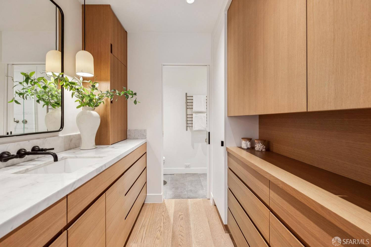 Detail Gallery Image 47 of 95 For 39 Dolores Ter, San Francisco,  CA 94110 - 4 Beds | 3/1 Baths