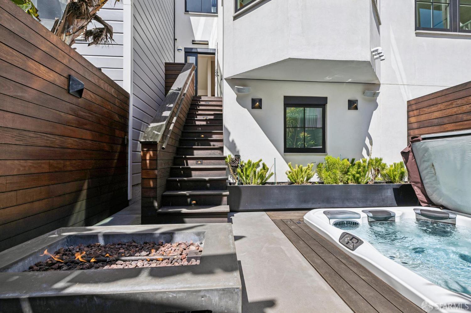 Detail Gallery Image 72 of 95 For 39 Dolores Ter, San Francisco,  CA 94110 - 4 Beds | 3/1 Baths