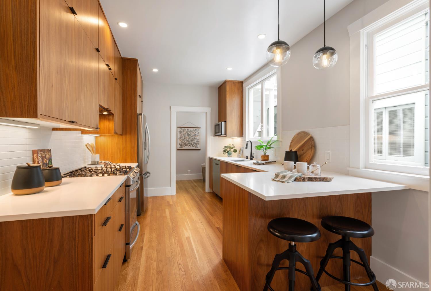 Photo #7: 426101590 Listing: Photo #7