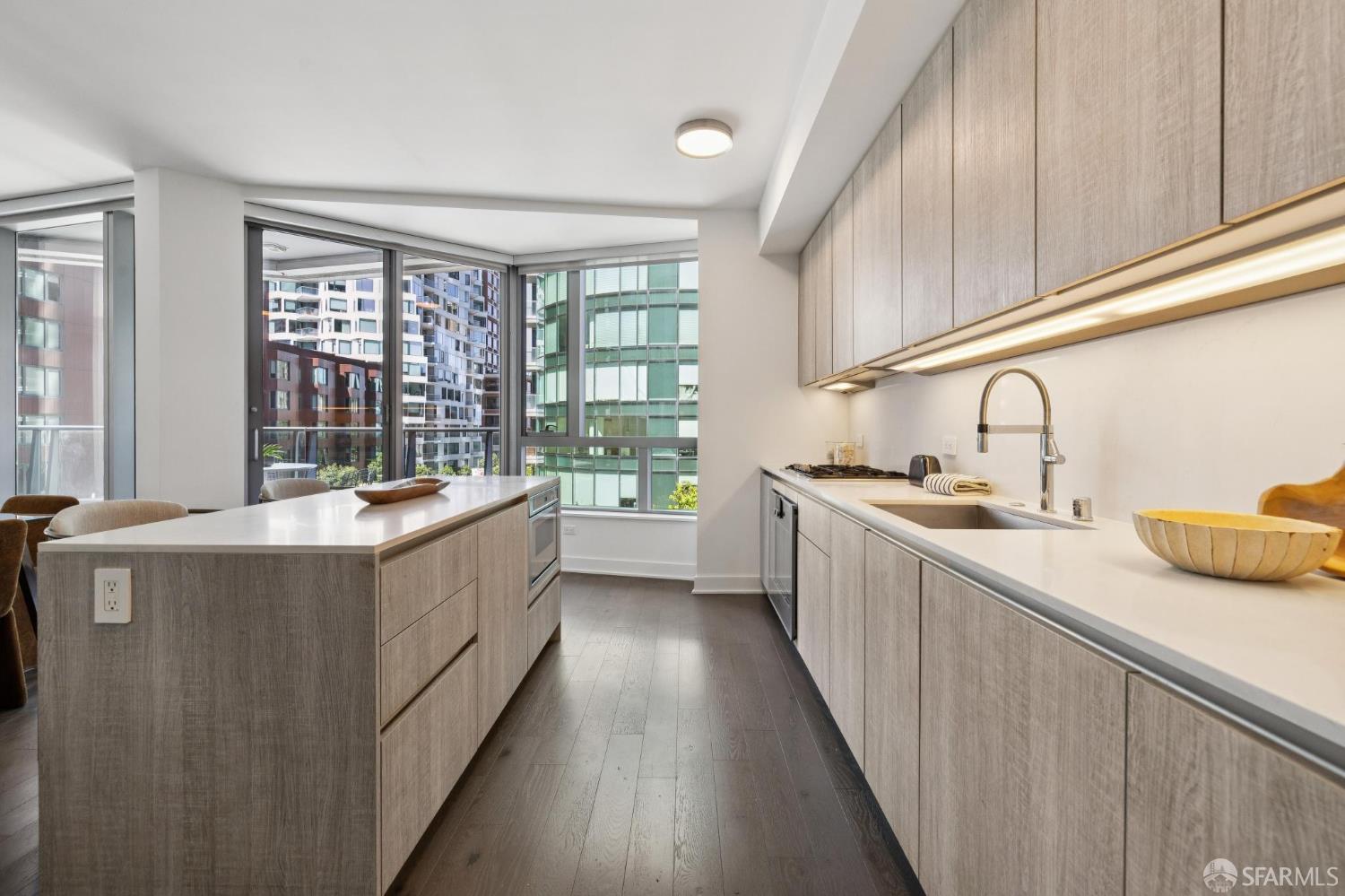 Photo #20: 426122687 Listing: Photo #20