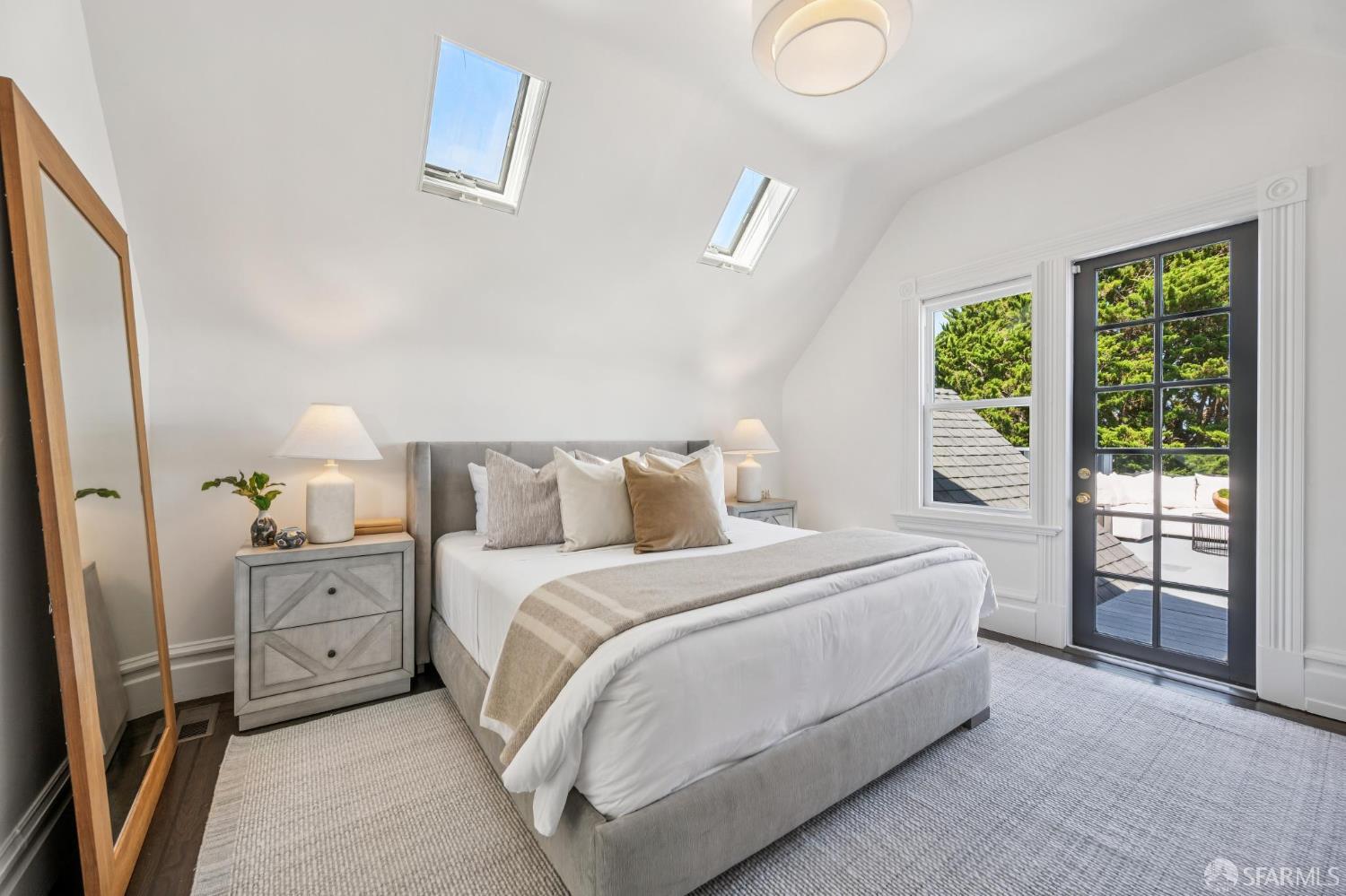 4118 20th, San Francisco, CA, 94114