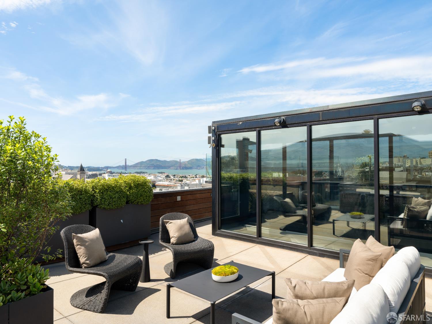 Photo #1: 426118919 Listing: Photo #1