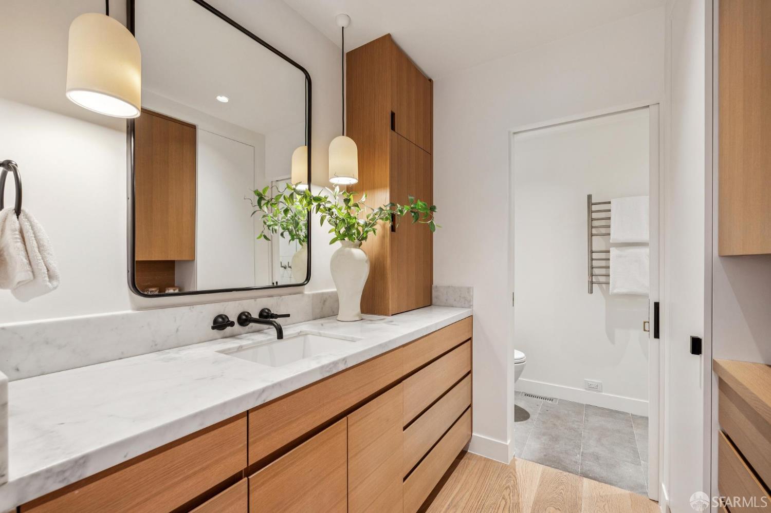 Detail Gallery Image 46 of 95 For 39 Dolores Ter, San Francisco,  CA 94110 - 4 Beds | 3/1 Baths