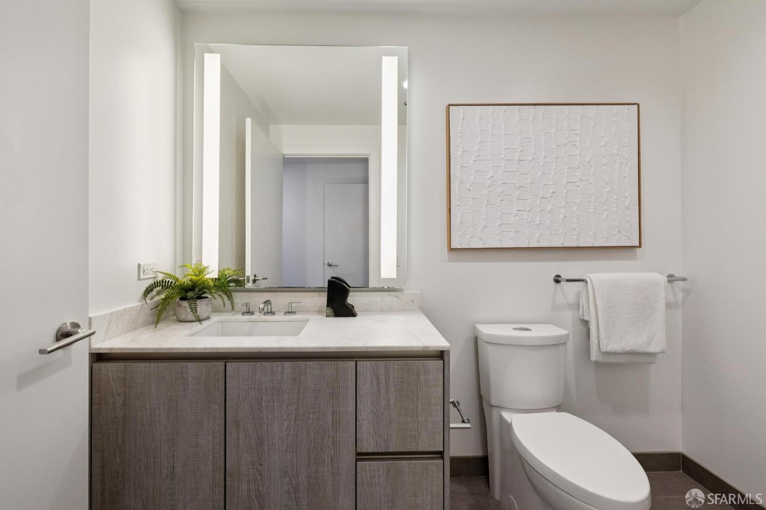 Photo #56: 426122687 Listing: Photo #56