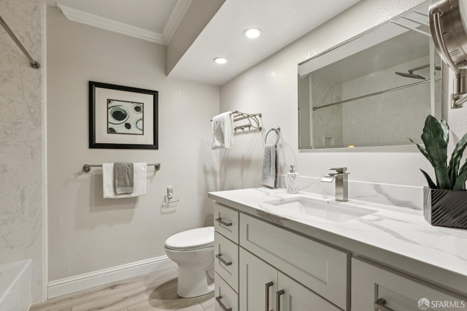 Detail Gallery Image 16 of 62 For 53 Cove Ln, Redwood City,  CA 94065 - 1 Beds | 1 Baths