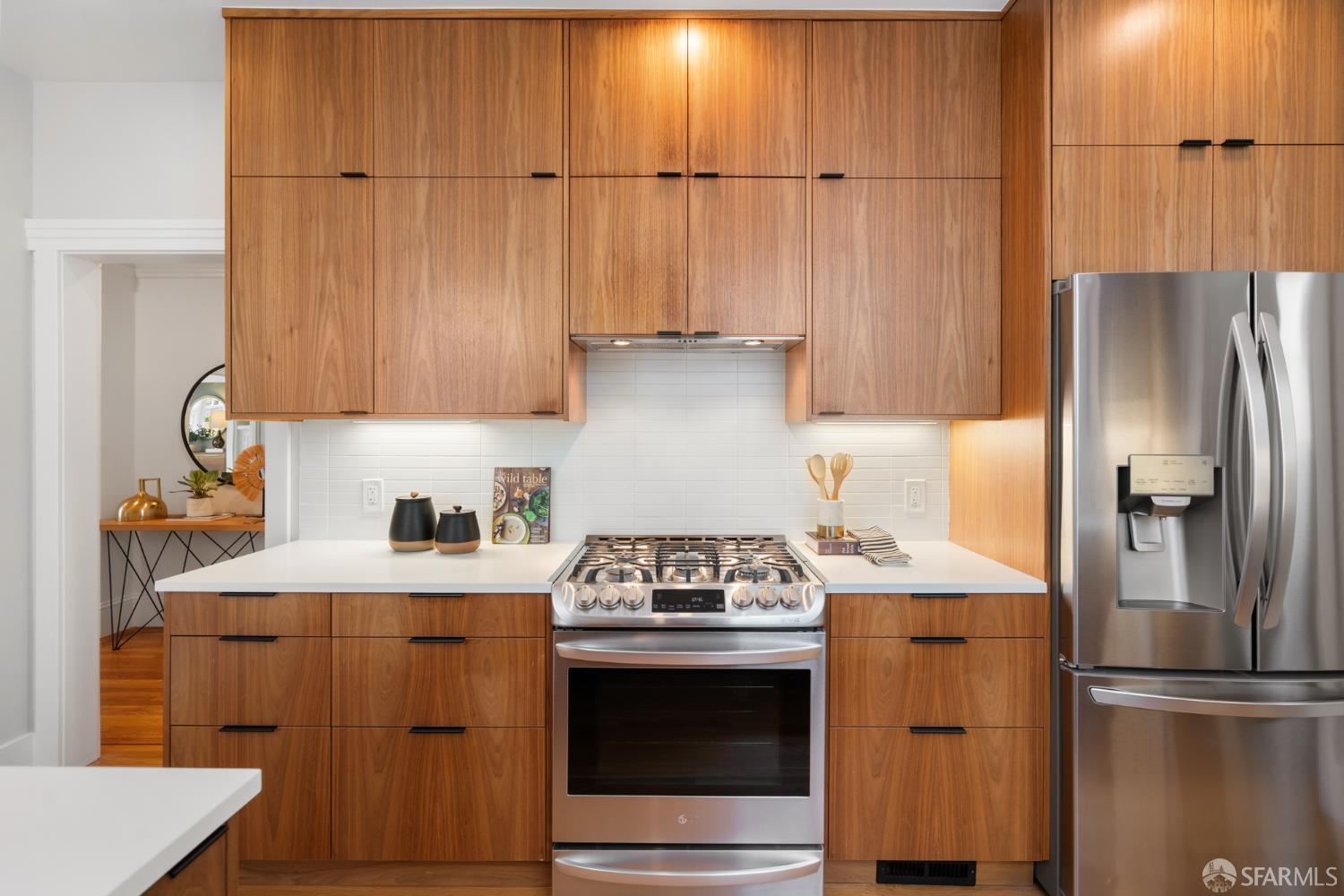 Photo #9: 426101590 Listing: Photo #9