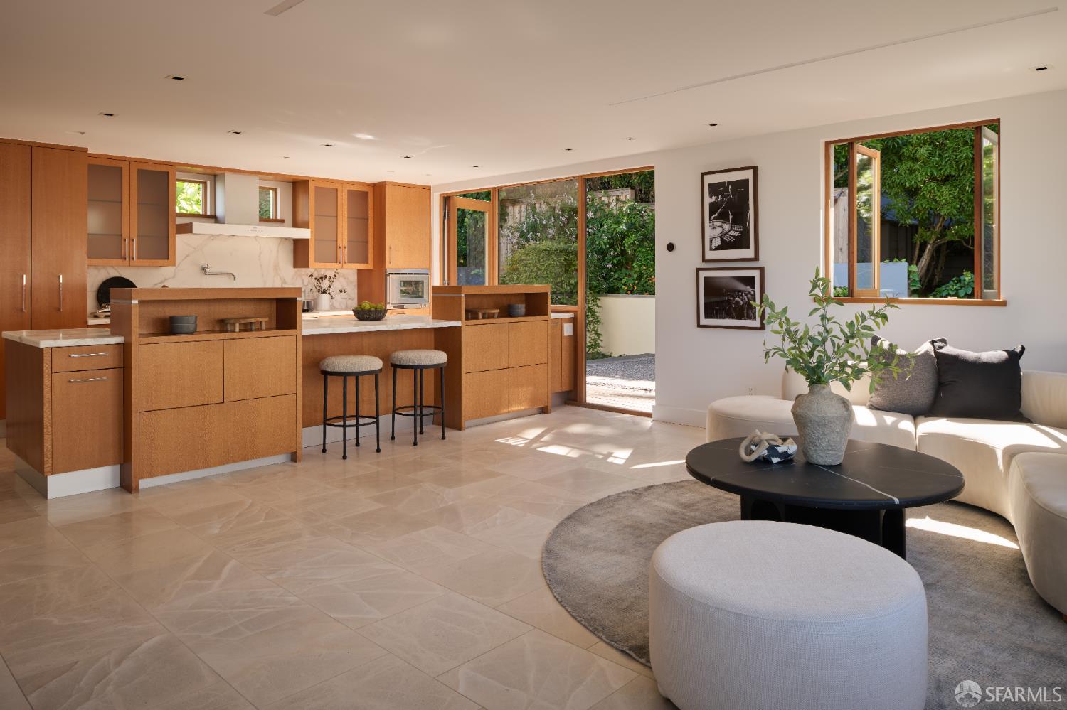 Detail Gallery Image 14 of 43 For 65 Montclair Ter, San Francisco,  CA 94109 - 4 Beds | 4/1 Baths