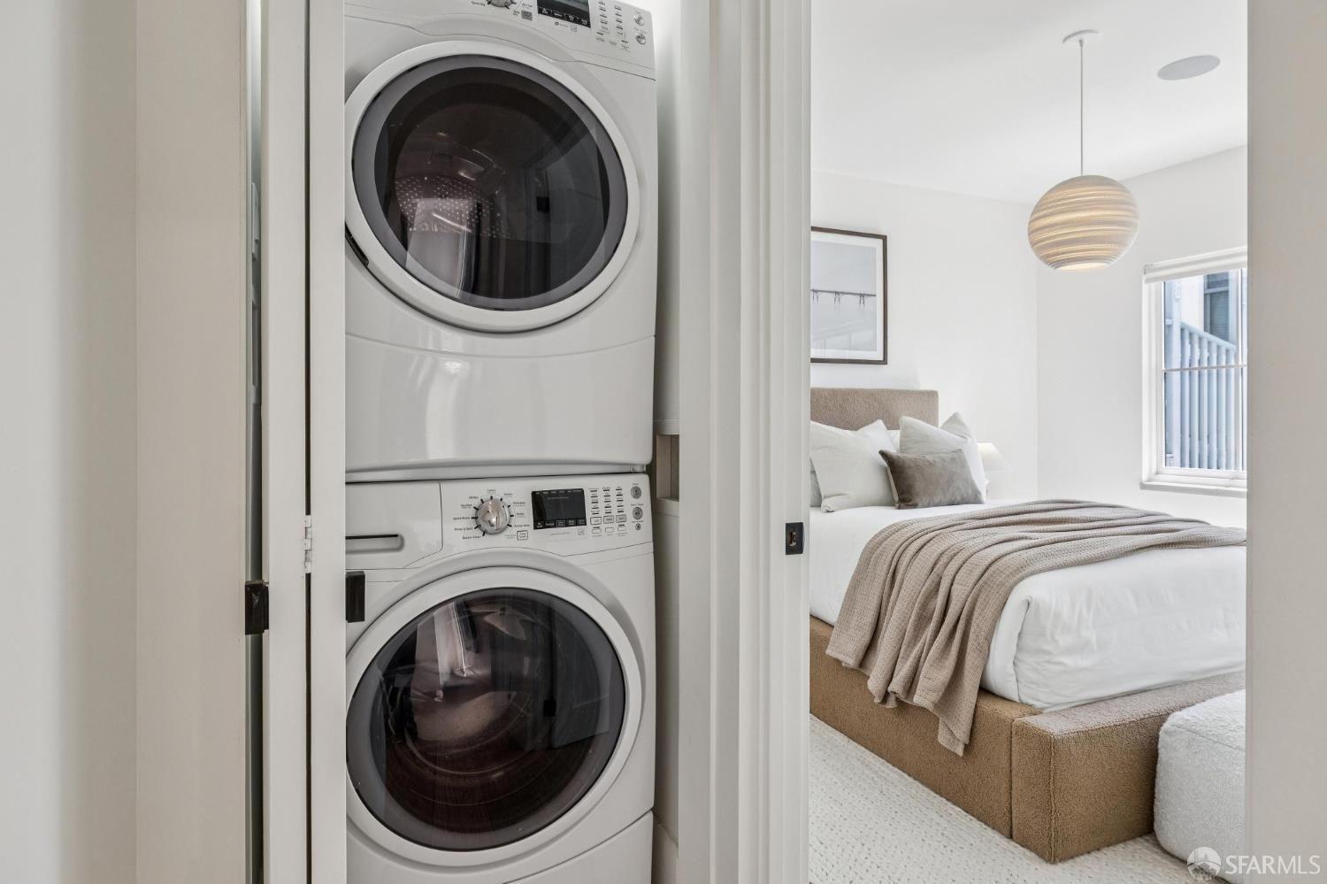 Detail Gallery Image 64 of 95 For 39 Dolores Ter, San Francisco,  CA 94110 - 4 Beds | 3/1 Baths