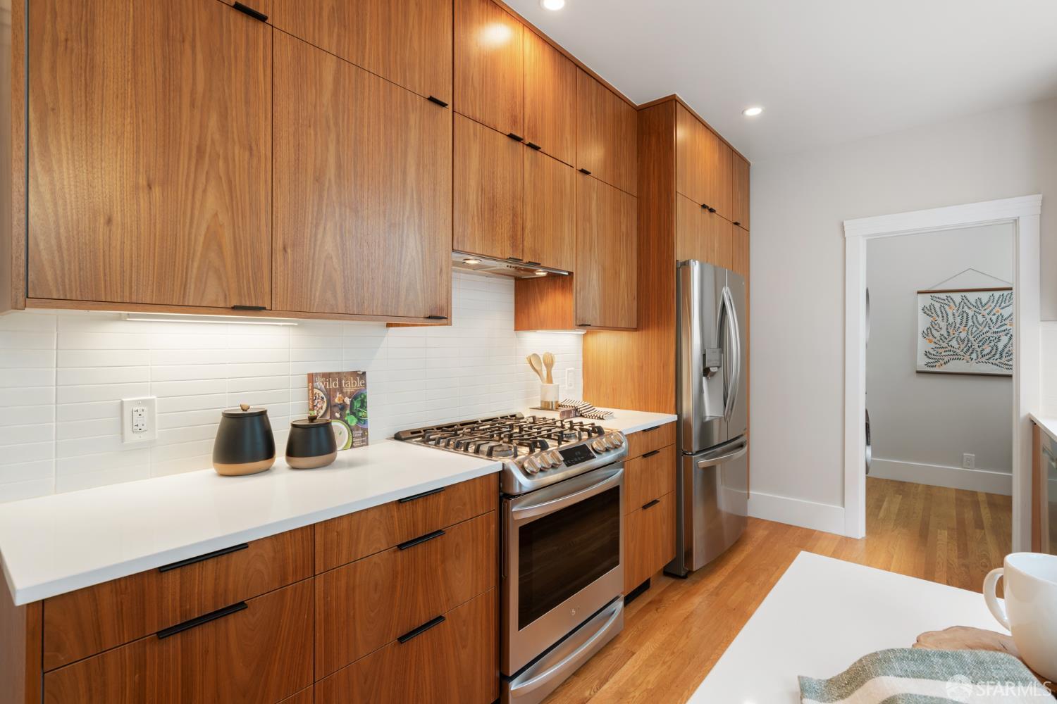 Photo #10: 426101590 Listing: Photo #10