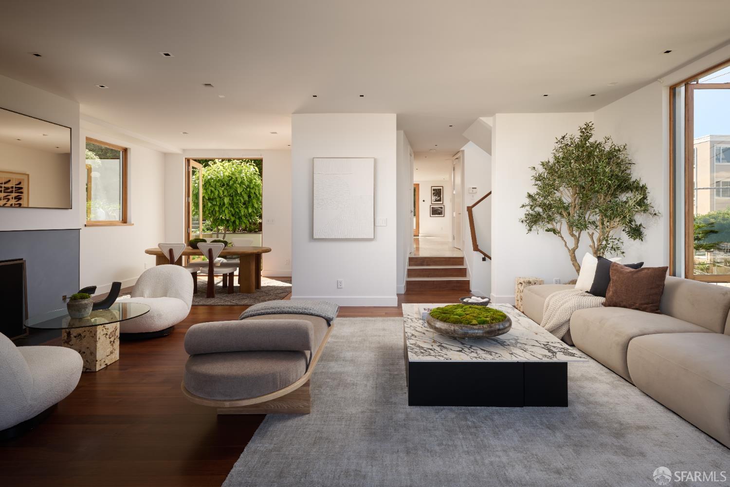 Detail Gallery Image 5 of 43 For 65 Montclair Ter, San Francisco,  CA 94109 - 4 Beds | 4/1 Baths