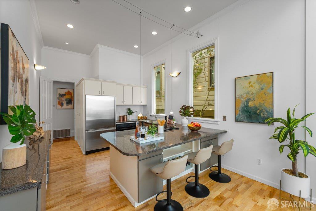 Detail Gallery Image 9 of 31 For 436 Oak St, San Francisco,  CA 94102 - – Beds | – Baths