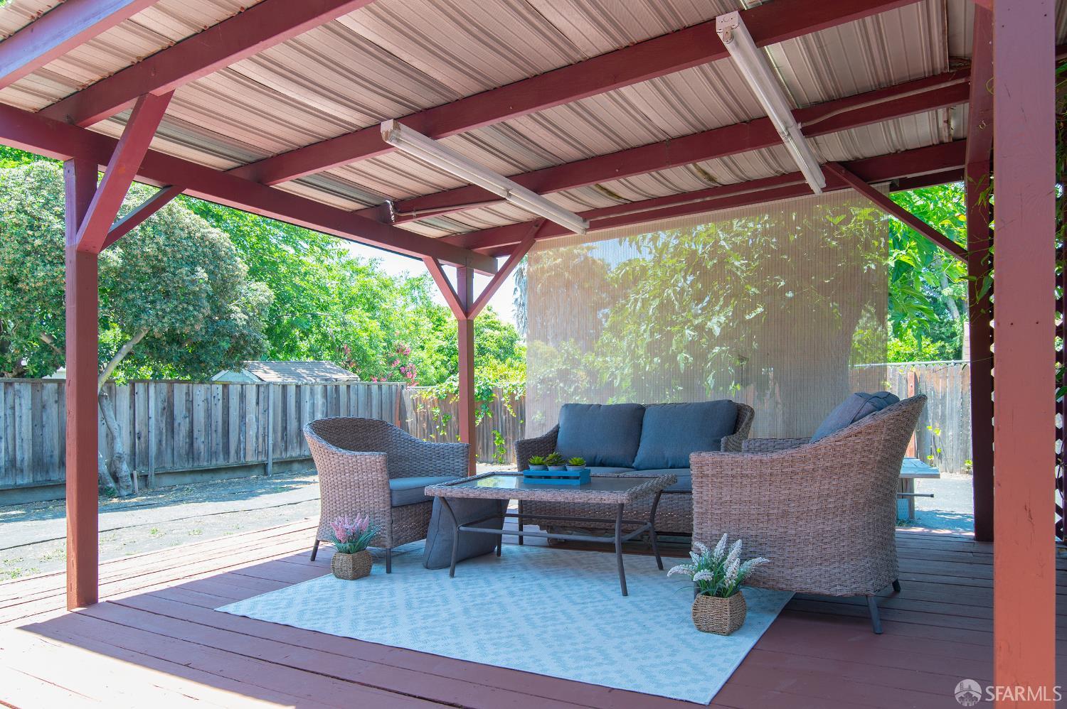 Detail Gallery Image 27 of 28 For 3453 Thunderbird Dr, Concord,  CA 94520 - 3 Beds | 2 Baths