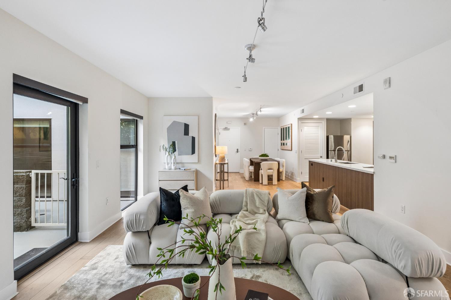 1080 Sutter Street # 202