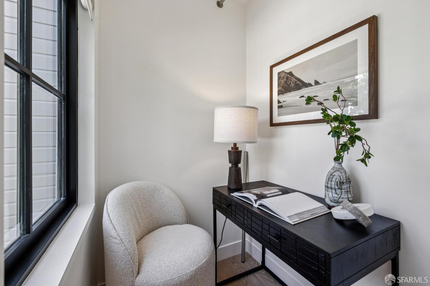 Detail Gallery Image 50 of 95 For 39 Dolores Ter, San Francisco,  CA 94110 - 4 Beds | 3/1 Baths