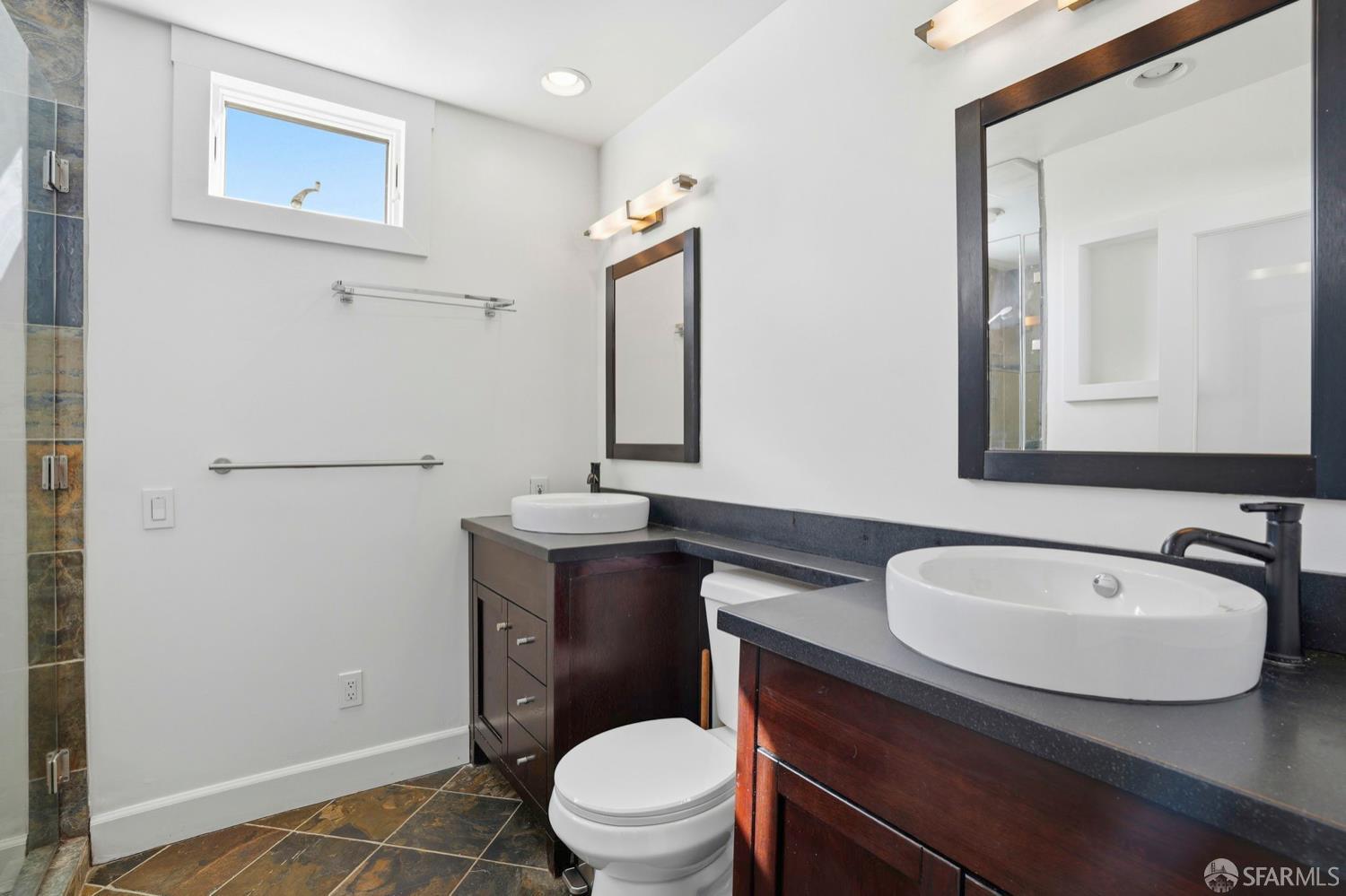 Detail Gallery Image 16 of 36 For 1112 Oddstad Blvd, Pacifica,  CA 94044 - 3 Beds | 3 Baths