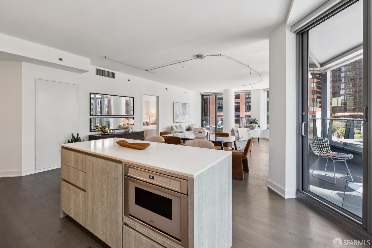 Photo #21: 426122687 Listing: Photo #21