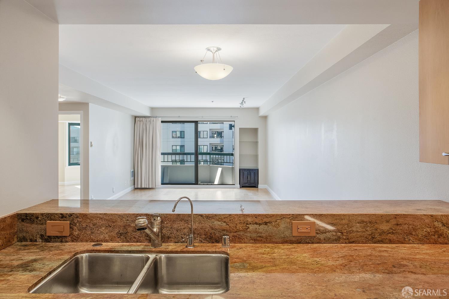 Photo #31: 426122378 Listing: Photo #31