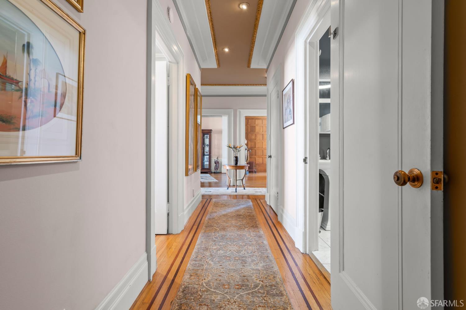 Photo #7: 426123056 Listing: Photo #7