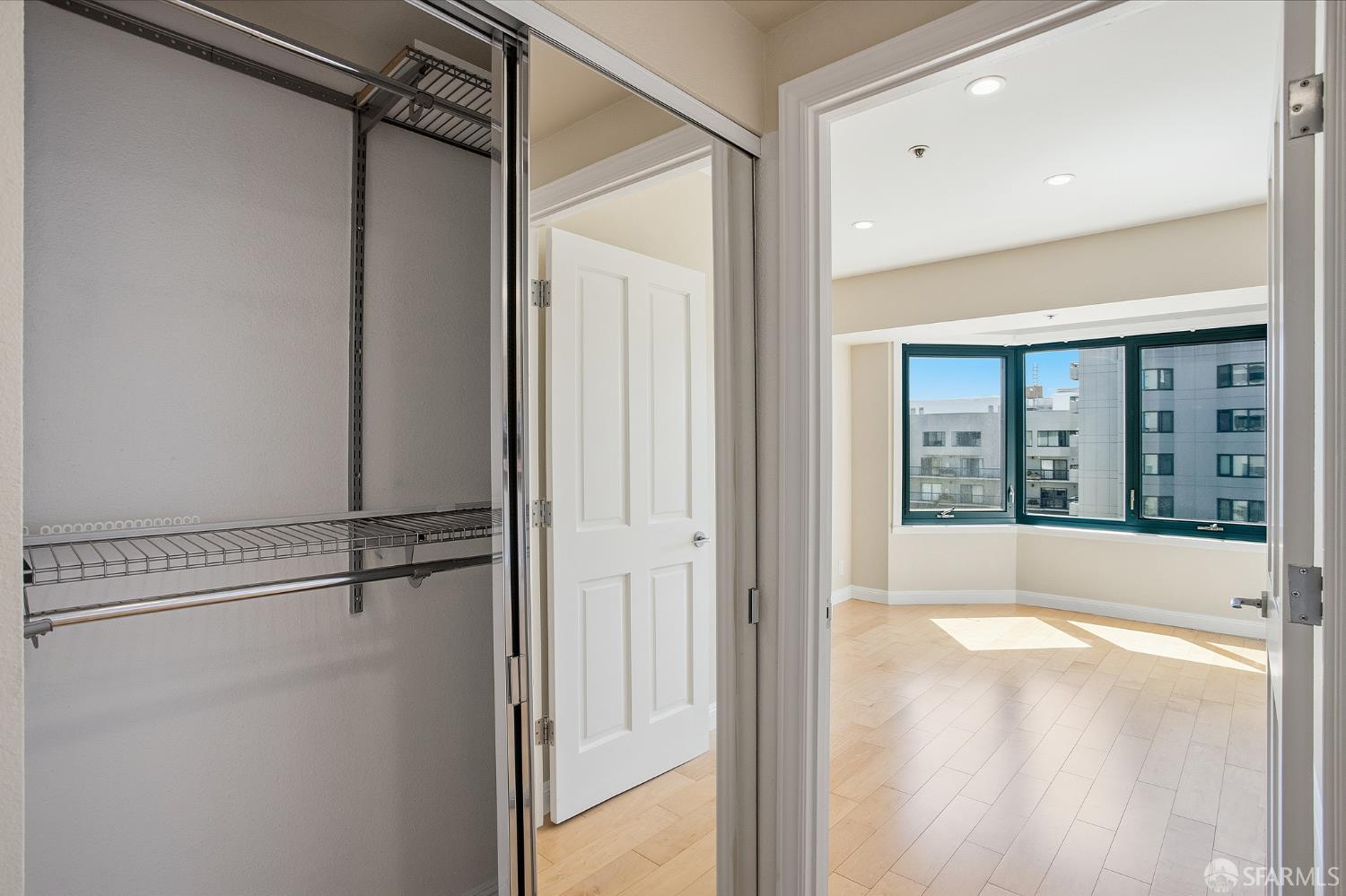 Photo #48: 426122378 Listing: Photo #48