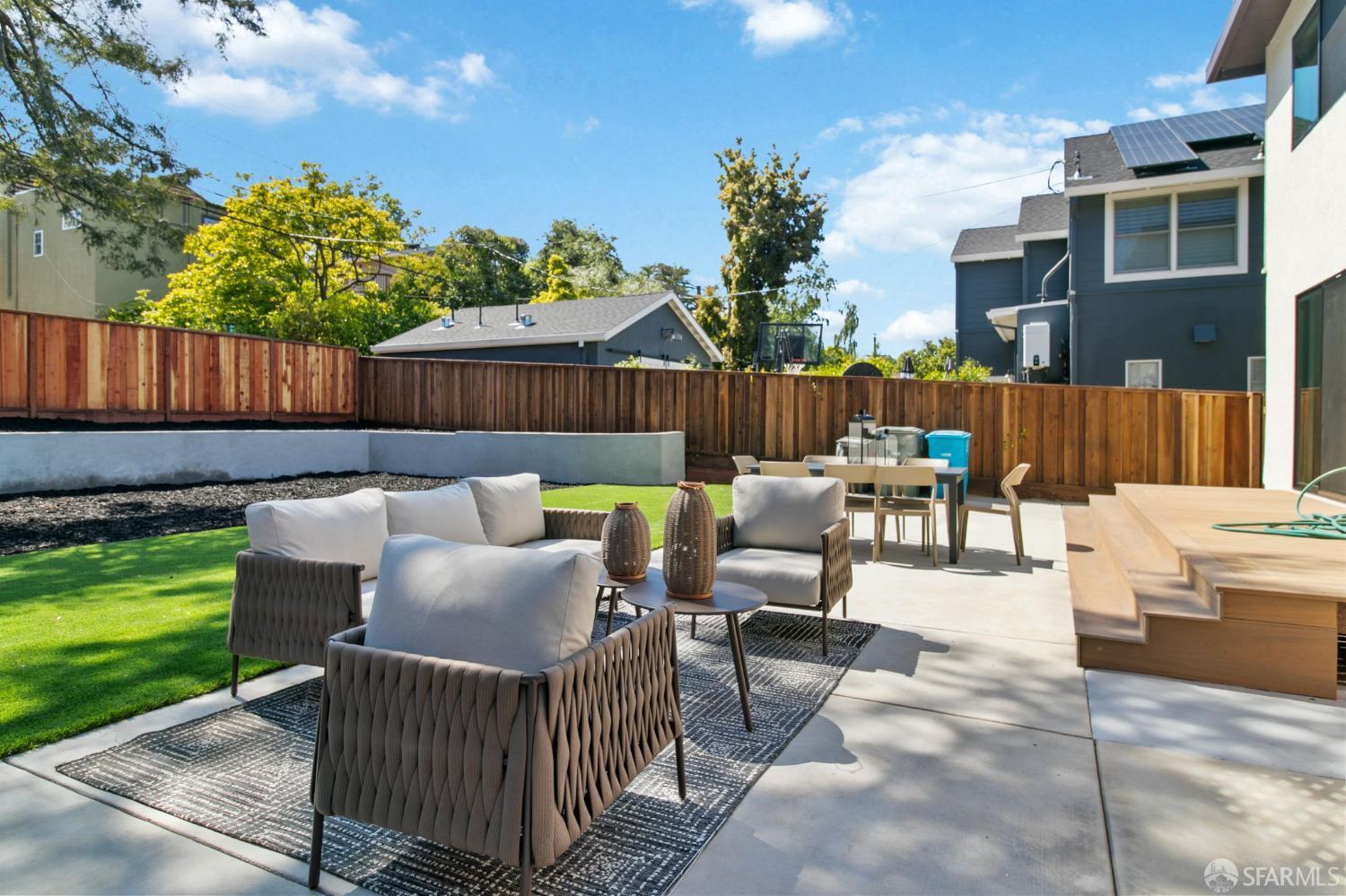 Detail Gallery Image 28 of 30 For 1349 Drake Ave, Burlingame,  CA 94010 - 4 Beds | 3 Baths