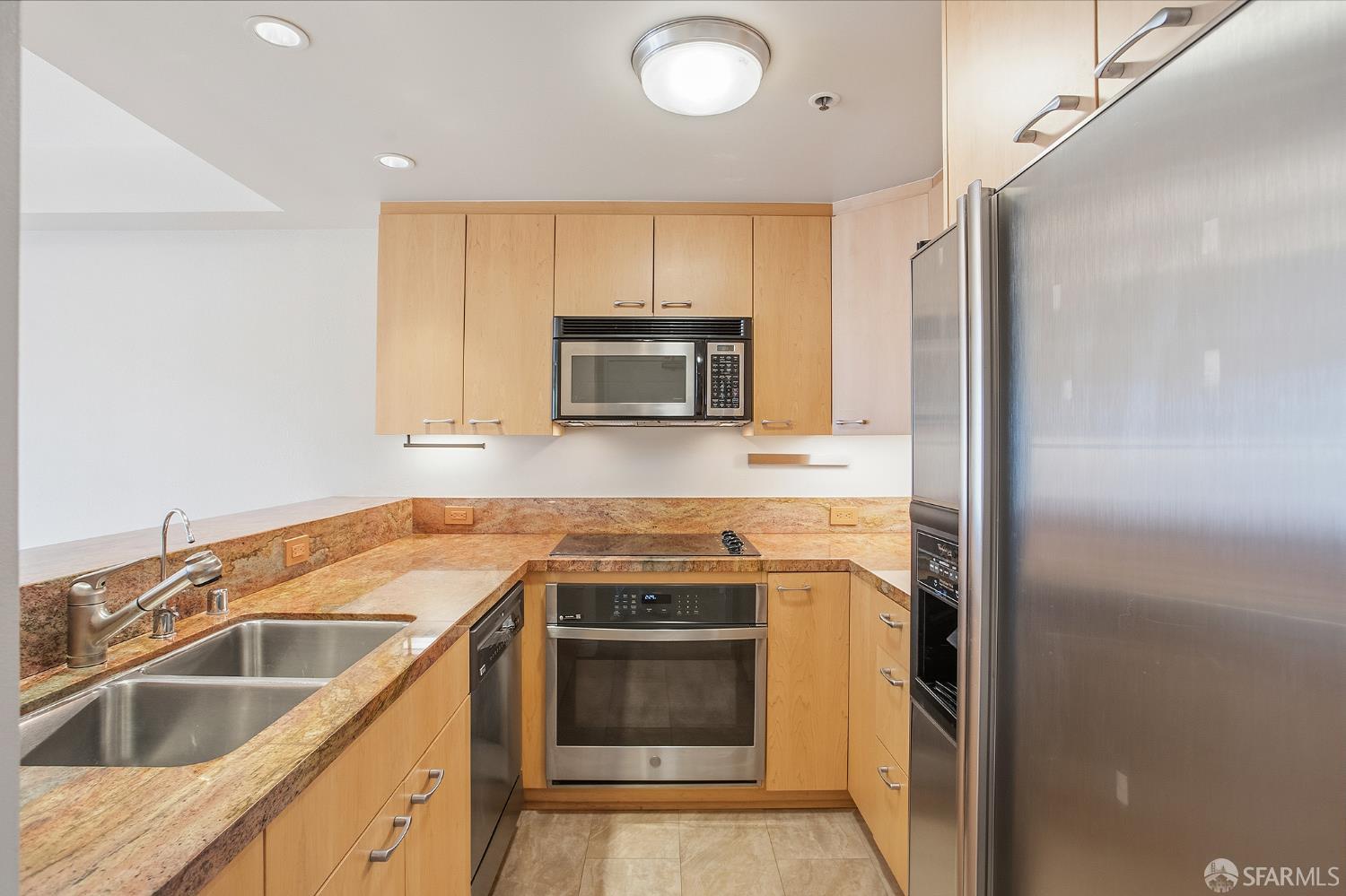 Photo #27: 426122378 Listing: Photo #27