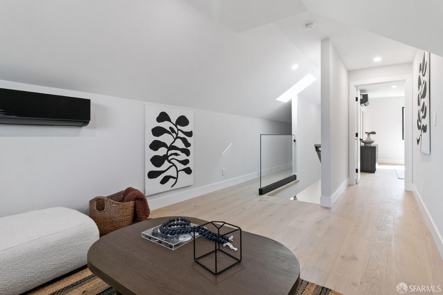 Detail Gallery Image 21 of 30 For 1349 Drake Ave, Burlingame,  CA 94010 - 4 Beds | 3 Baths