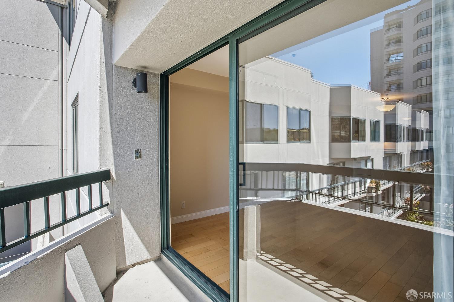 Photo #43: 426122378 Listing: Photo #43