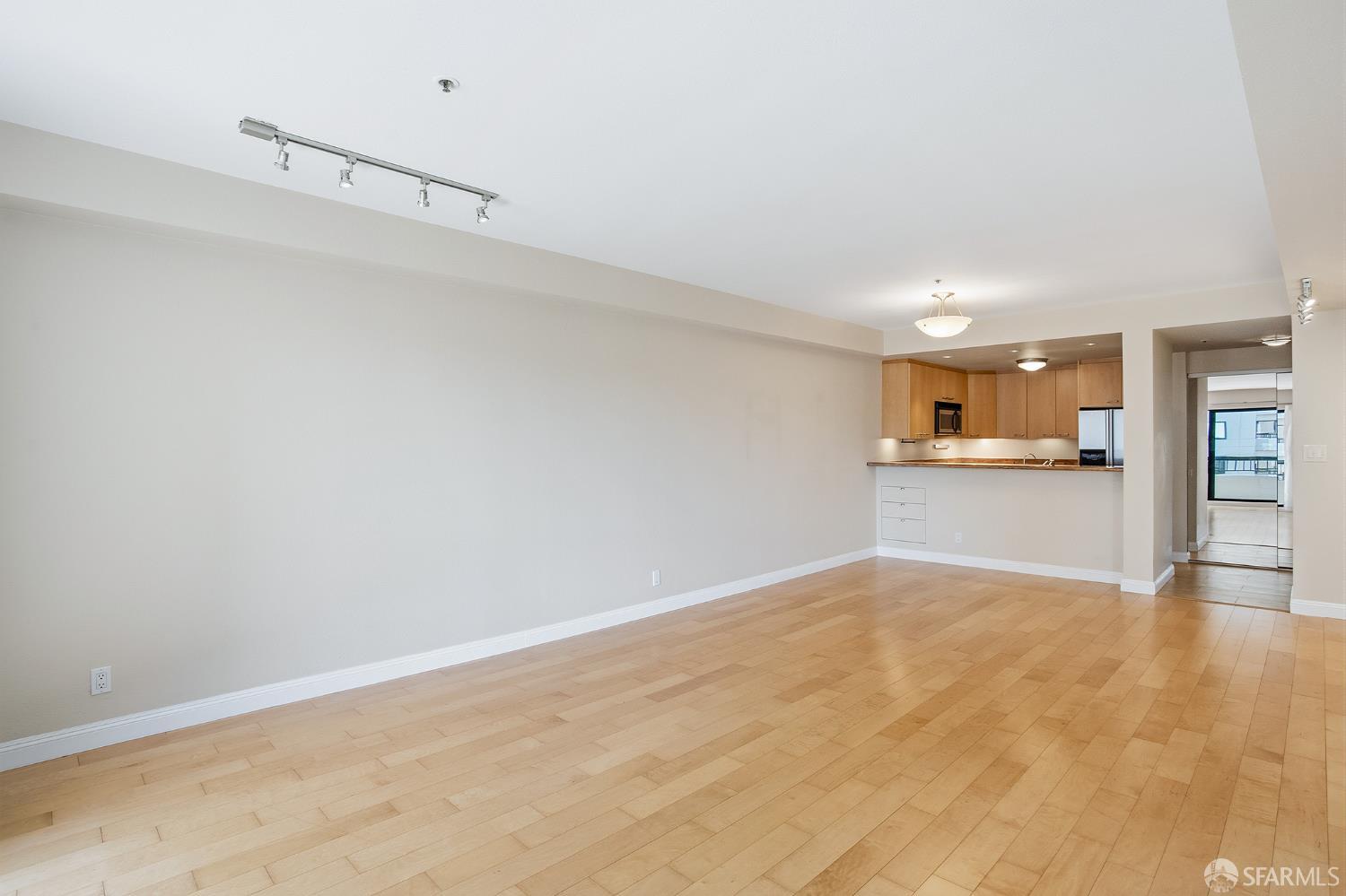 Photo #39: 426122378 Listing: Photo #39