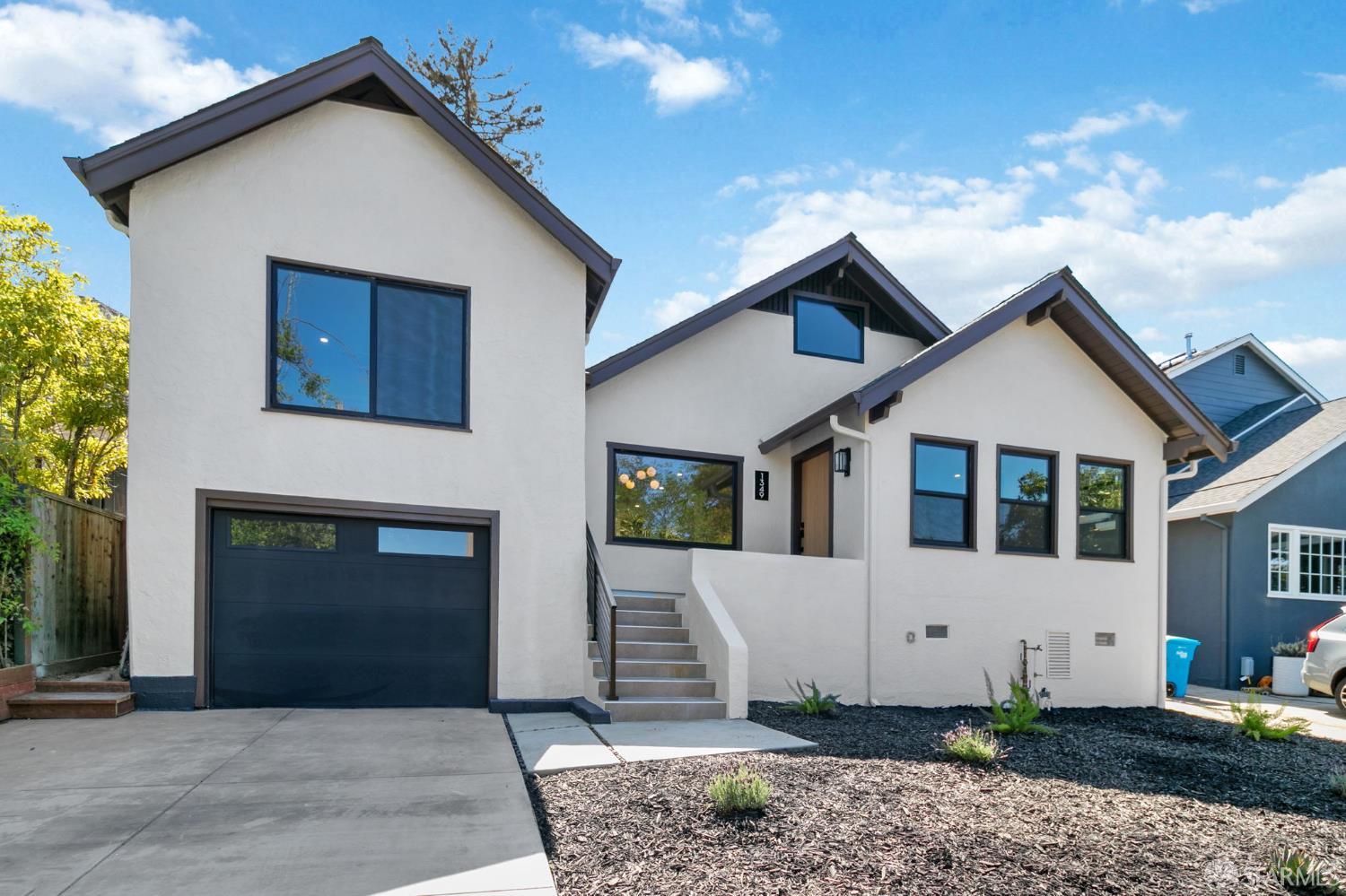 Detail Gallery Image 2 of 30 For 1349 Drake Ave, Burlingame,  CA 94010 - 4 Beds | 3 Baths