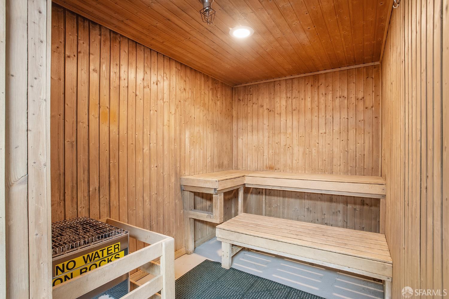 Photo #14: 426122378 Listing: Photo #14