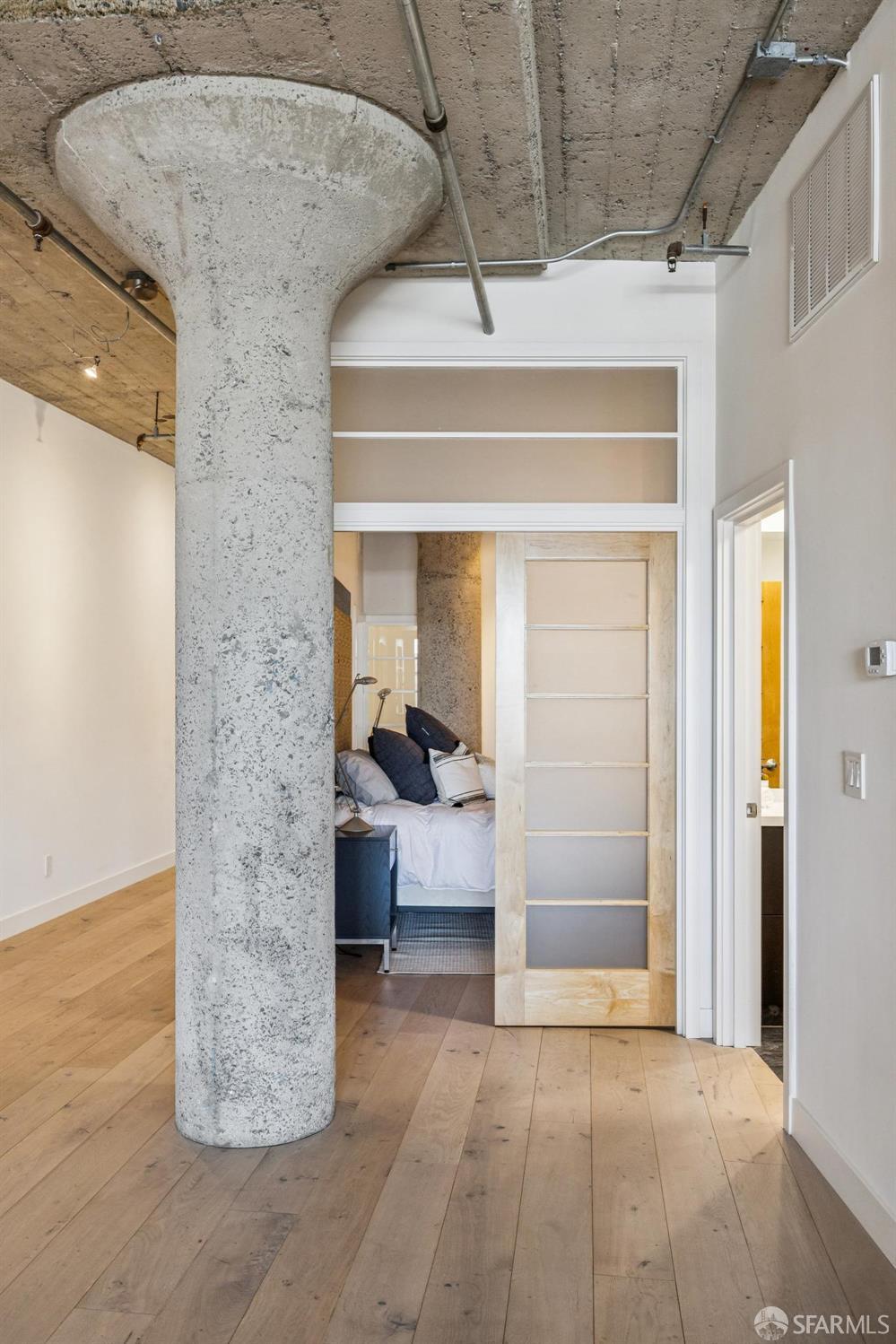 Photo #14: 426121222 Listing: Photo #14