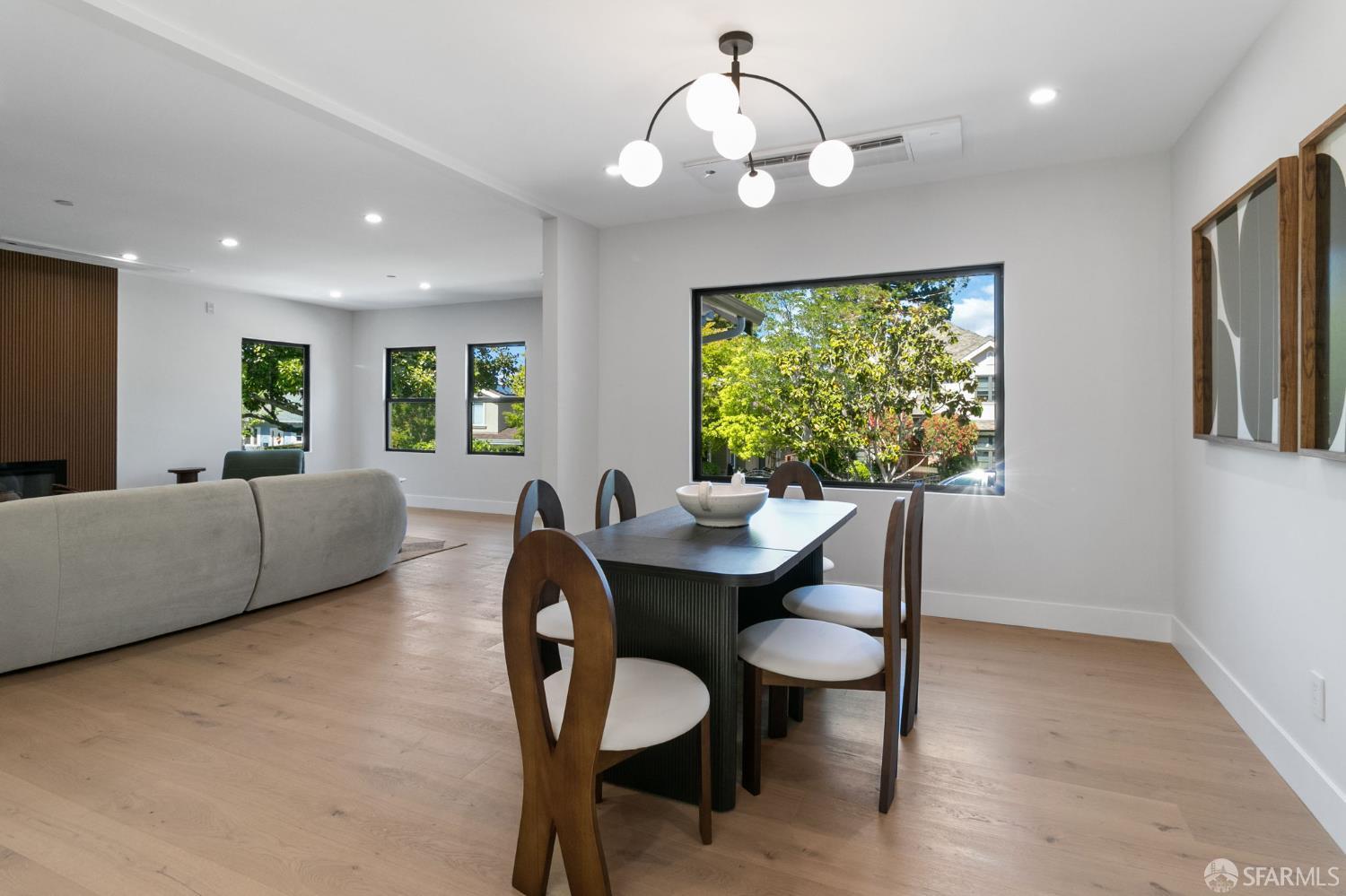 Detail Gallery Image 8 of 30 For 1349 Drake Ave, Burlingame,  CA 94010 - 4 Beds | 3 Baths