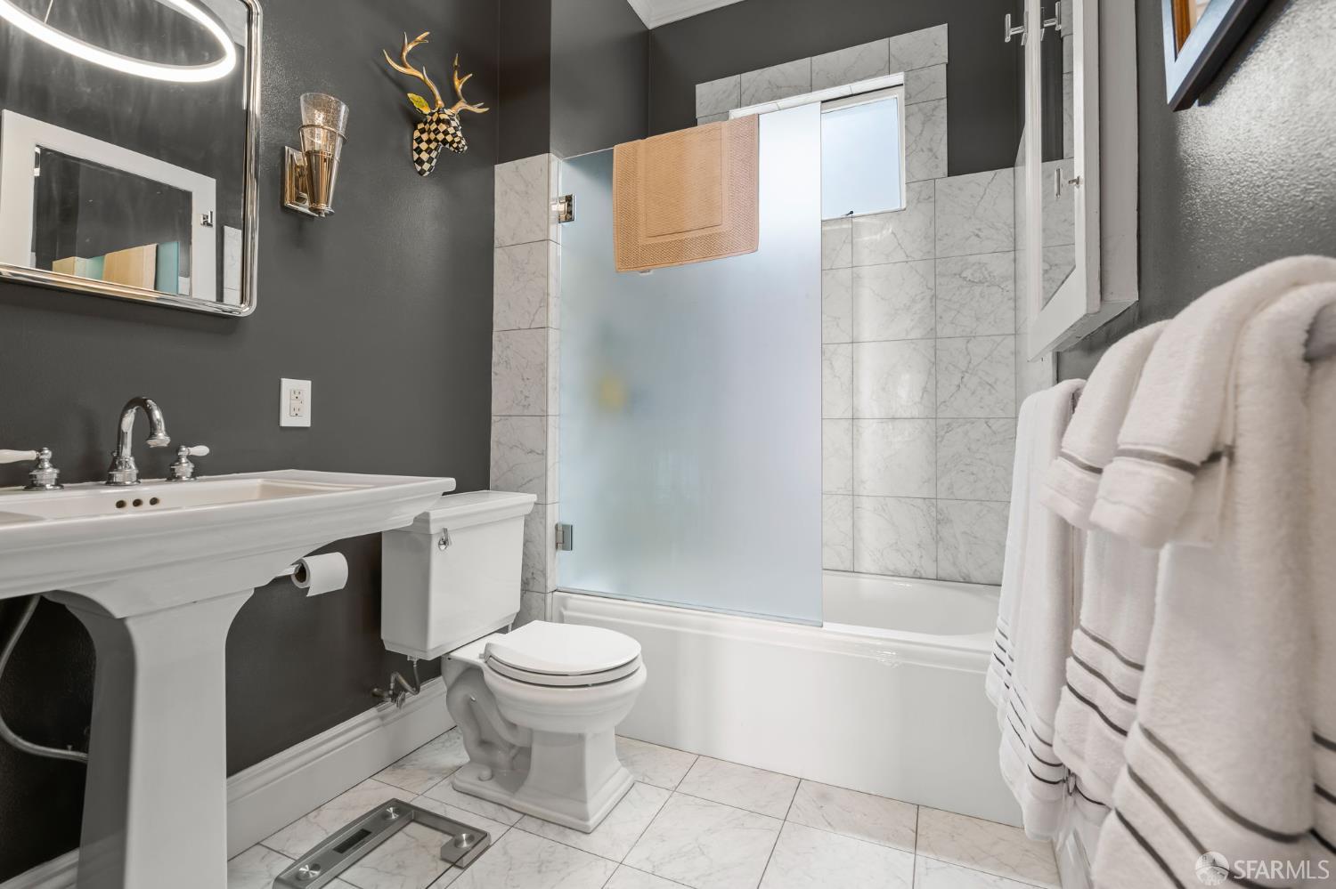 Photo #27: 426123056 Listing: Photo #27