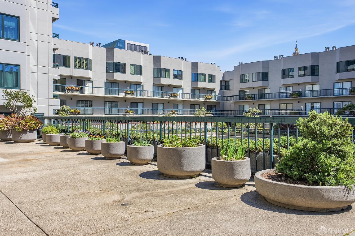 Photo #22: 426122378 Listing: Photo #22